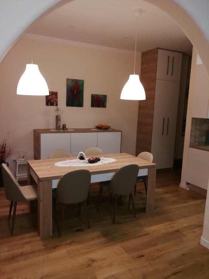 Apartment Karin Rijeka Exterior photo